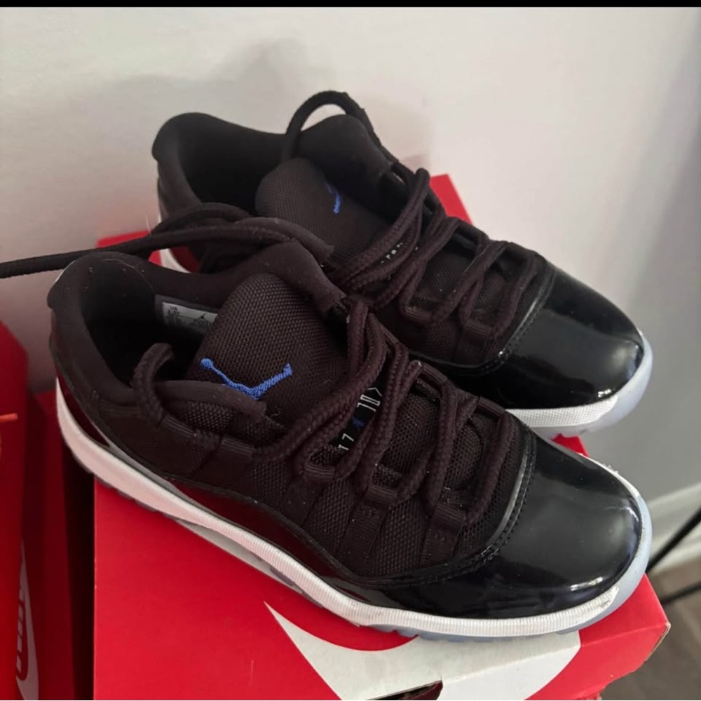 ❌SOLD ON FB❌Jordan 2.5Y